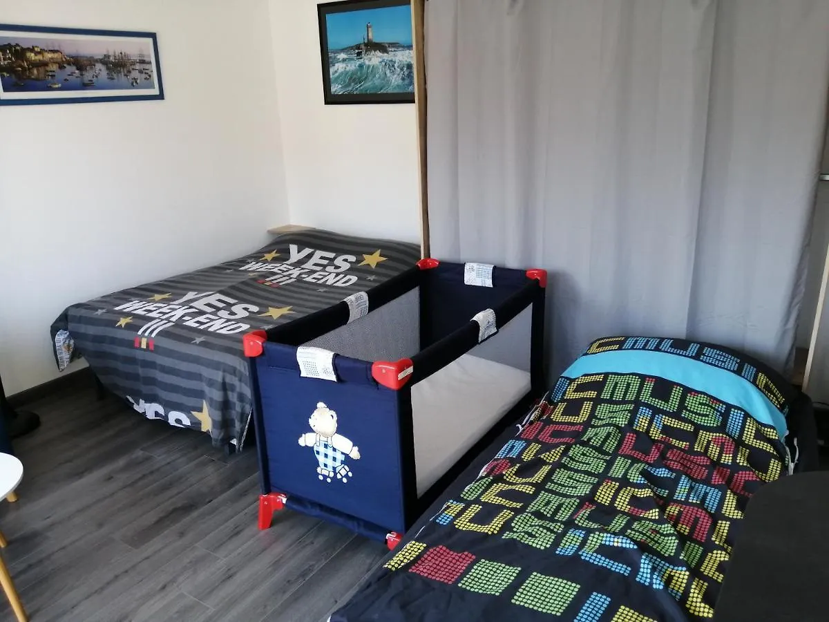 Appartement proche mer et plage Douarnenez 0*,  France